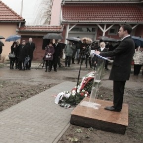 Nyitrai Zsolt: Nem felejtünk! Nyitrai Zsolt: Nem felejtünk!