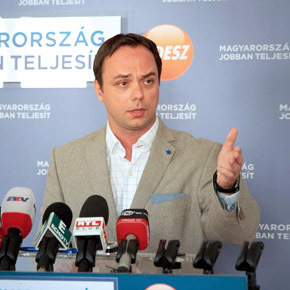 Rezsicsökkentés: újabb országos közéleti akciót indít a Fidesz